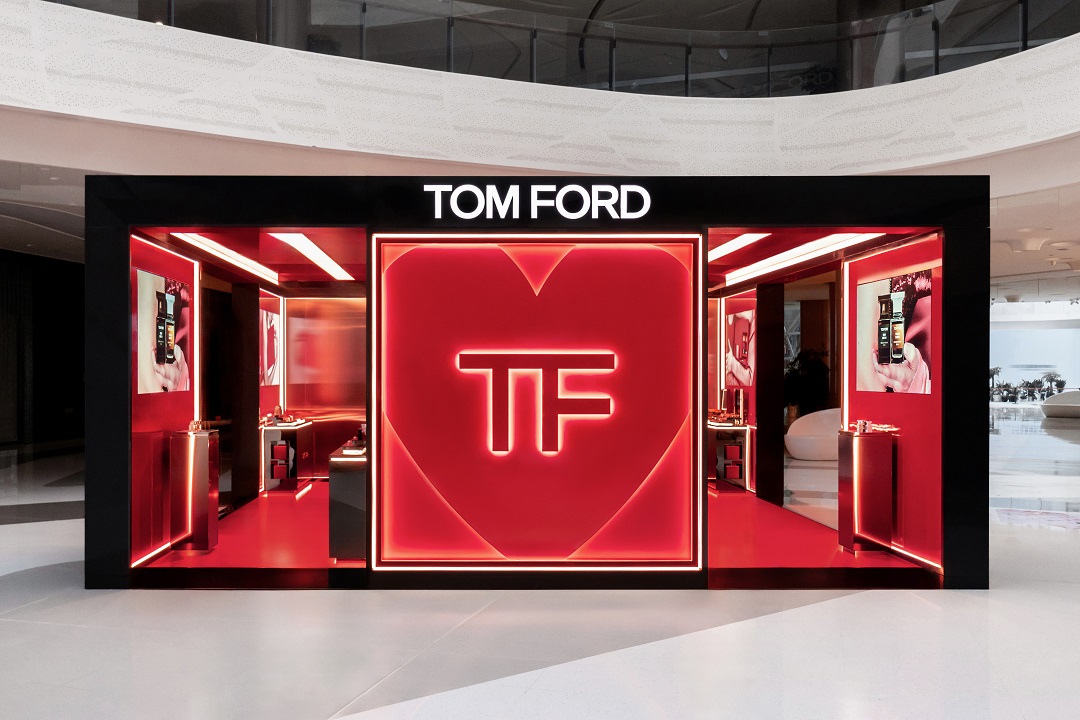 tom ford“璀璨新年 礼献挚爱”活动启幕三亚